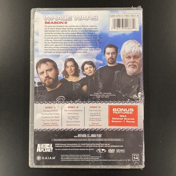 NEW: Whale Wars - The Complete Second Season - Picture 2 of 4
